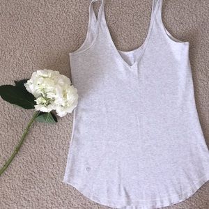 Lululemon sports top